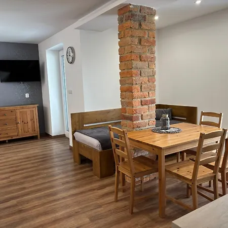 Anico Apartman Dolni Benesov