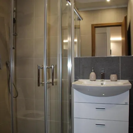 Anico Apartman Dolni Benesov