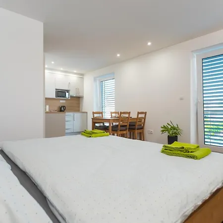 Anico Apartman Dolni Benesov